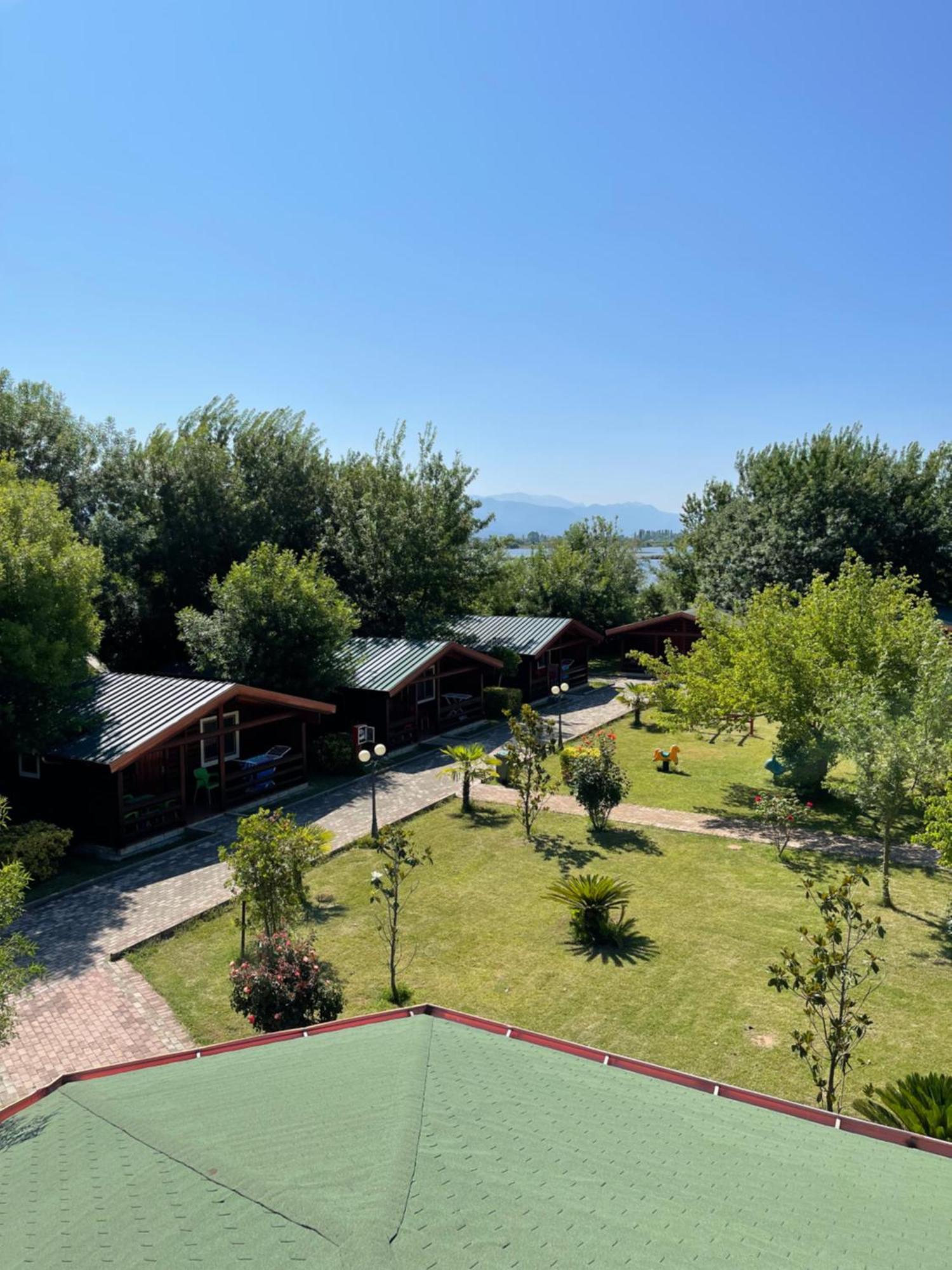 Kompleksi Turistik Leonardo Shëngjin Esterno foto