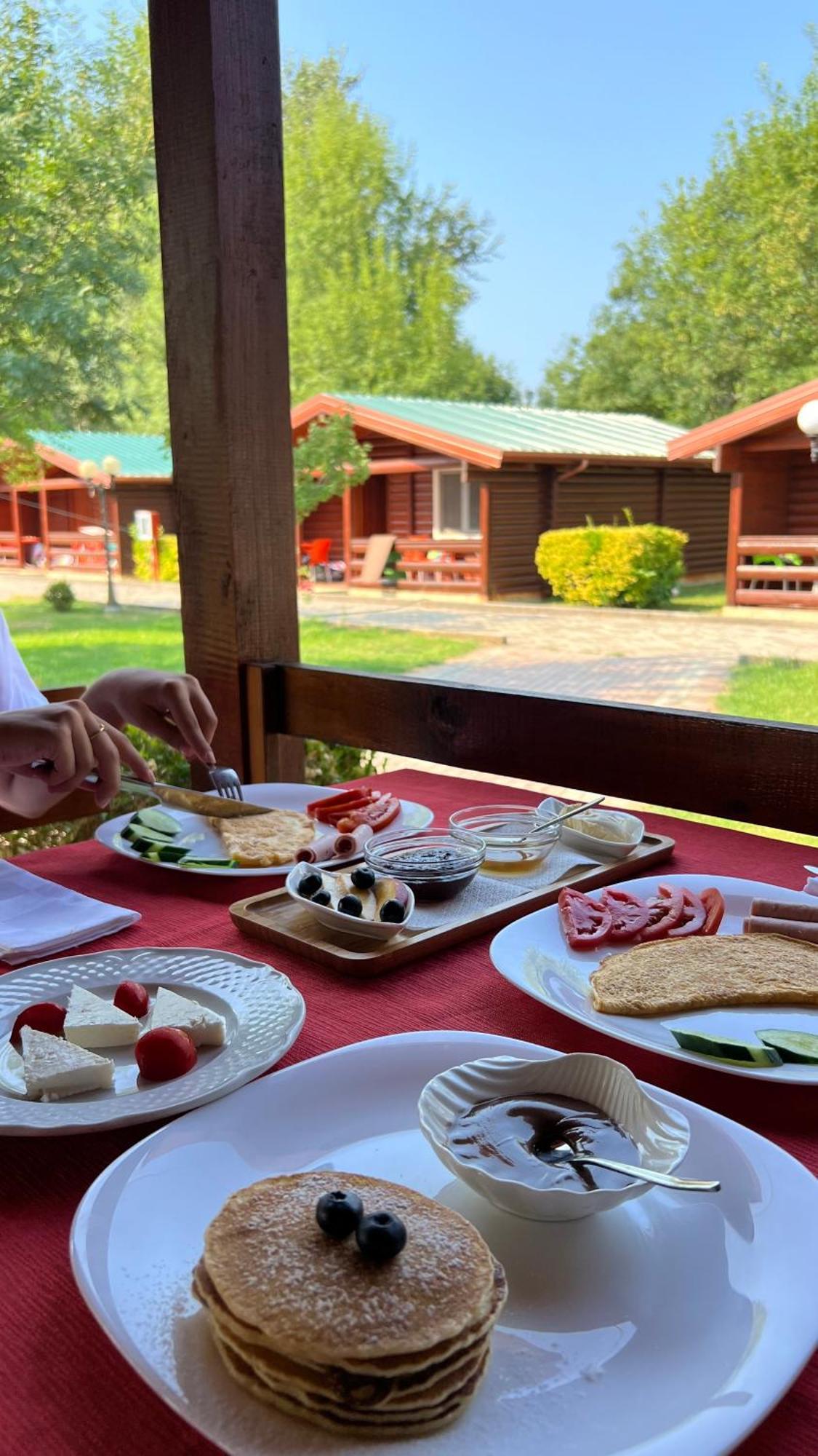 Kompleksi Turistik Leonardo Shëngjin Esterno foto