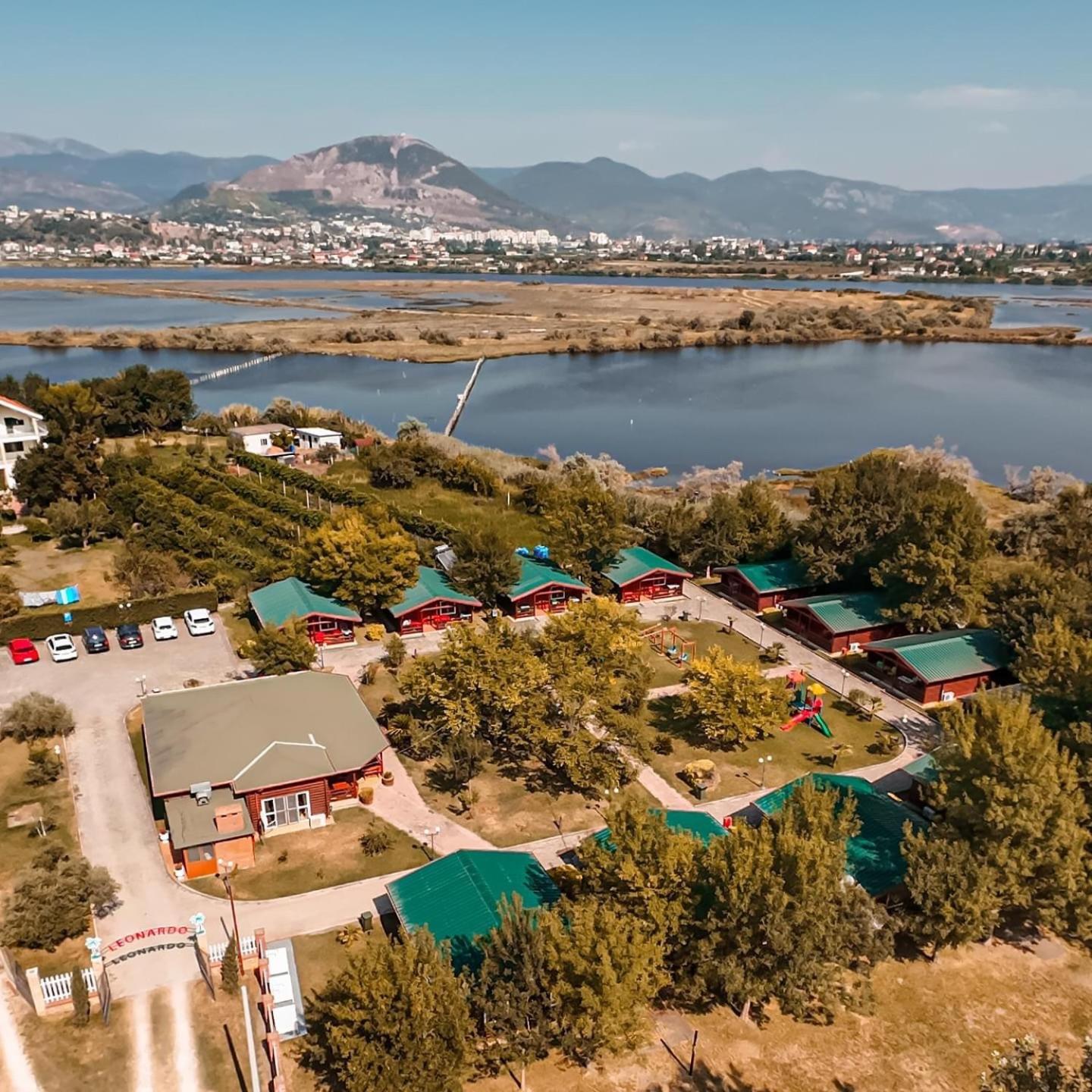 Kompleksi Turistik Leonardo Shëngjin Esterno foto
