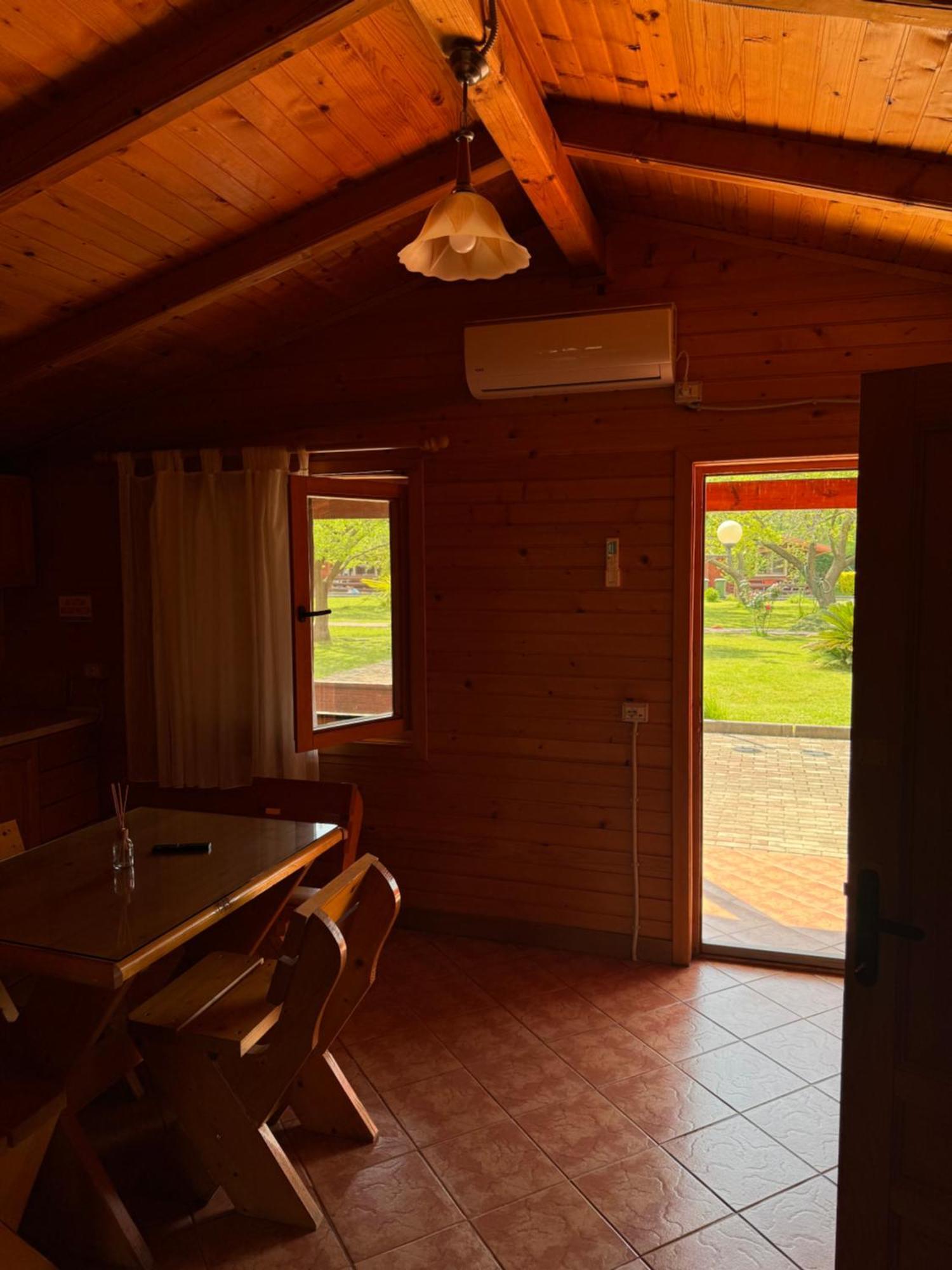 Kompleksi Turistik Leonardo Shëngjin Esterno foto
